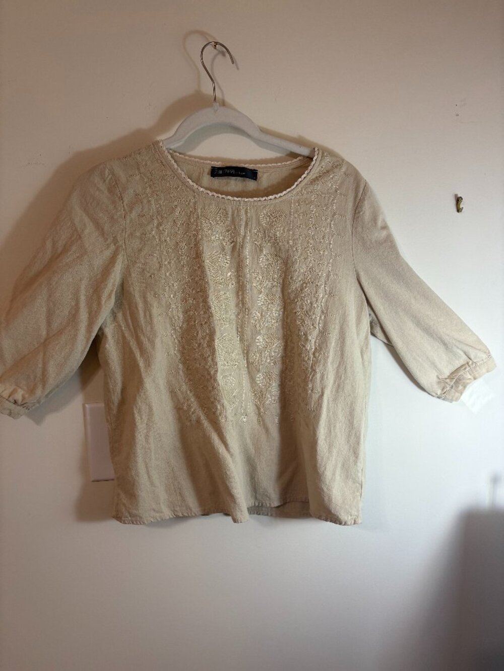 Zanzea Collection size L cream/light tan colored shirt